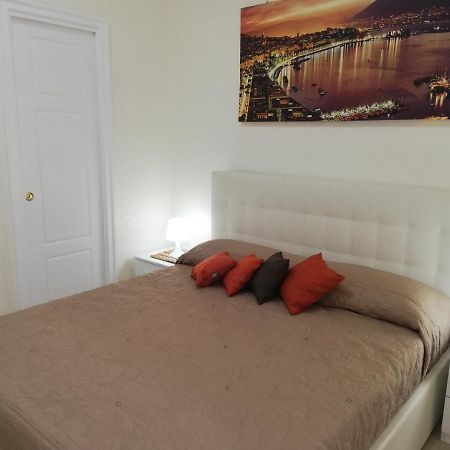 Bed and Breakfast La Dolce Dimora à Naples Extérieur photo