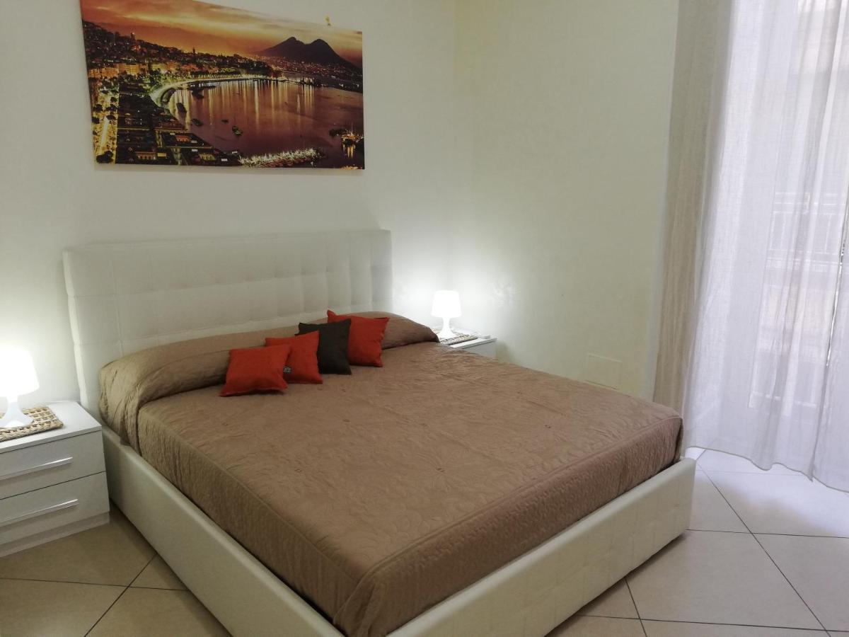 Bed and Breakfast La Dolce Dimora à Naples Extérieur photo