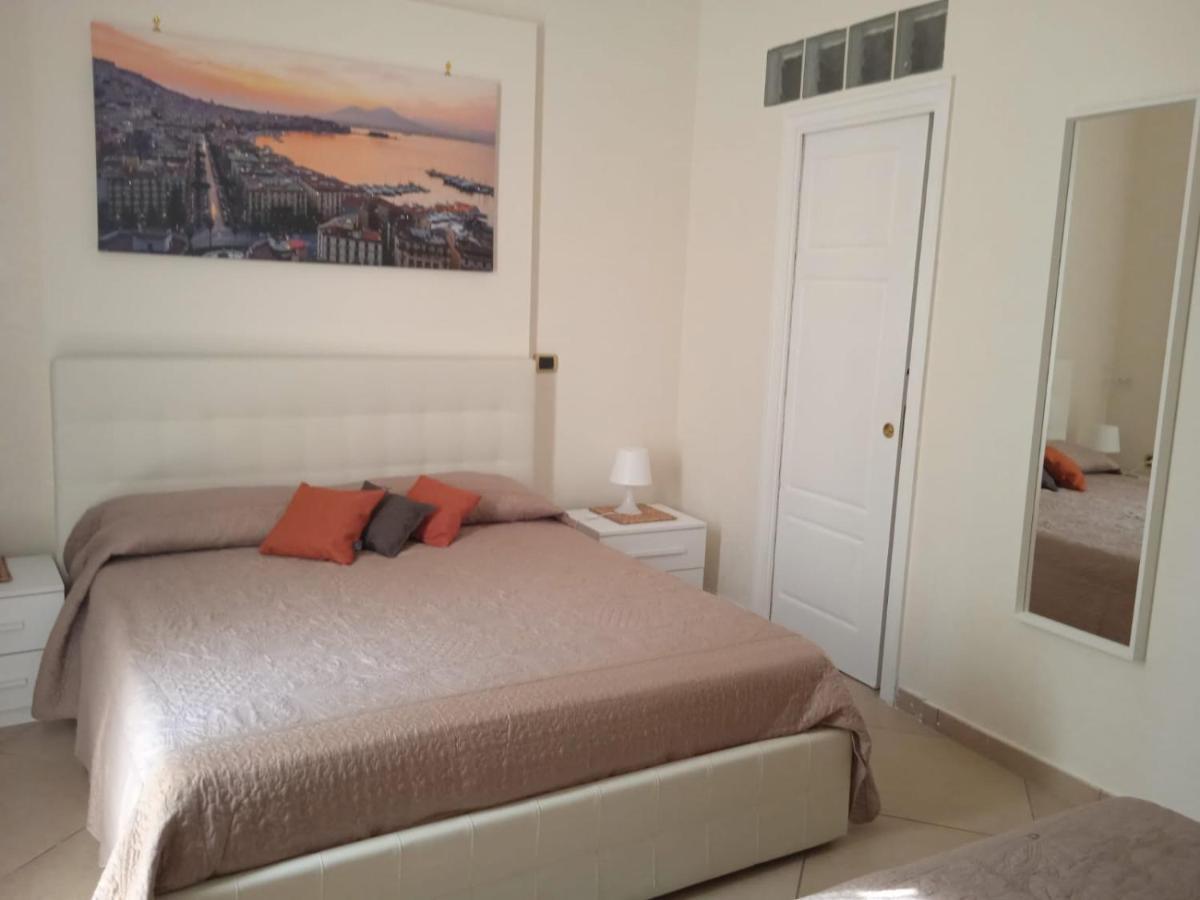 Bed and Breakfast La Dolce Dimora à Naples Extérieur photo